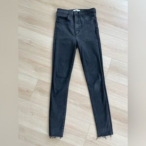 Abercrombie & Fitch The Super Skinny Ultra High Rise Jean